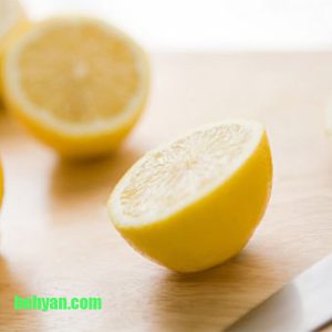 استفاده از لیموی تازه برای یک اسکراب خانگی