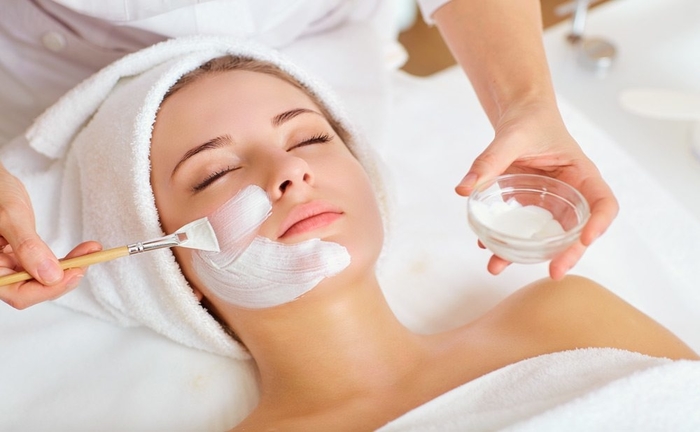 استفاده از ماسک های درمانی برای داشتن پوستی شفاف و زیبا