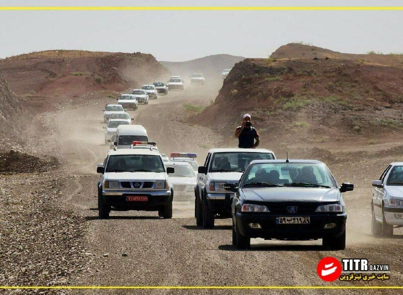 عکس | اسکورت سنگین و پرتعداد استاندار قزوین برای بازدید از یک طرح!